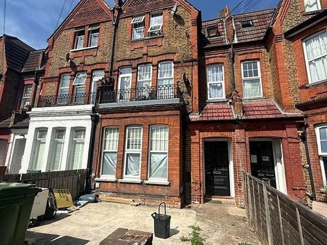 Apartment for rent in Streatham, Greater London