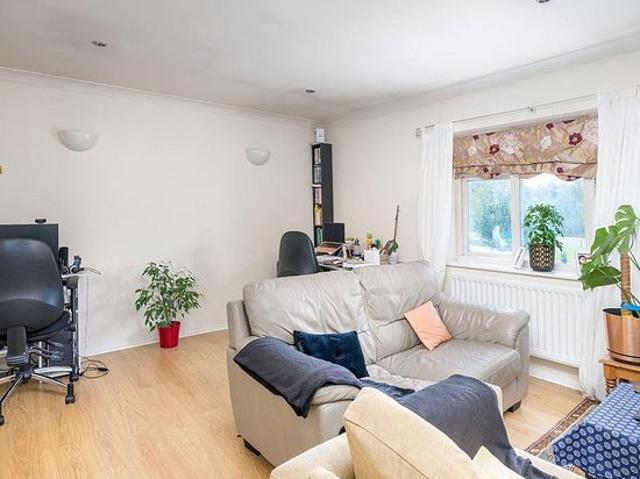 Apartment for rent in London Borough of Barnet, Greater London
