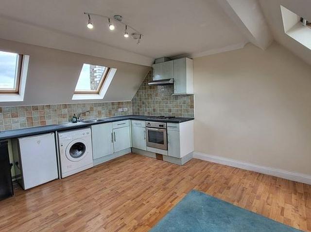 Apartment for rent in London Borough of Ealing, Greater London