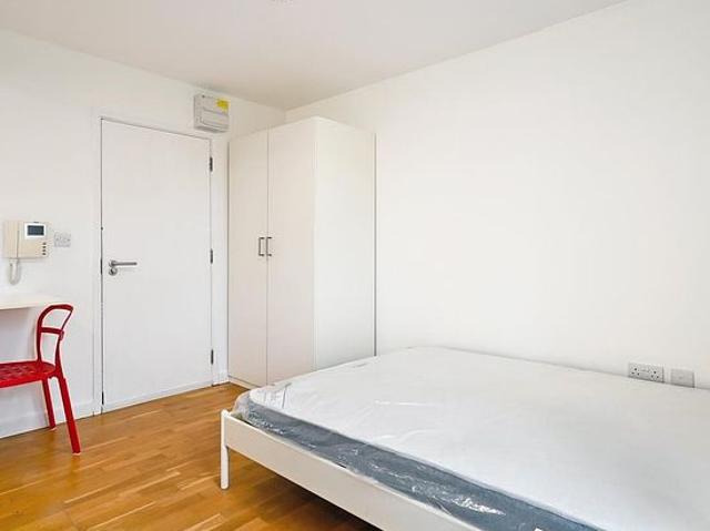 Apartment for rent in Brixton, Greater London