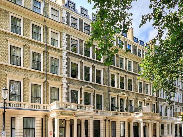 Apartment for rent in South Kensington, Greater London