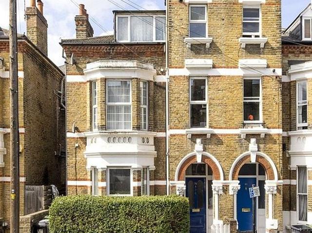 Apartment for rent in Brixton, Greater London
