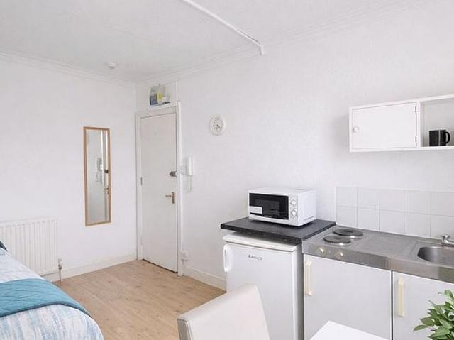 Apartment for rent in Royal Borough of Kensington and Chelsea, Greater London