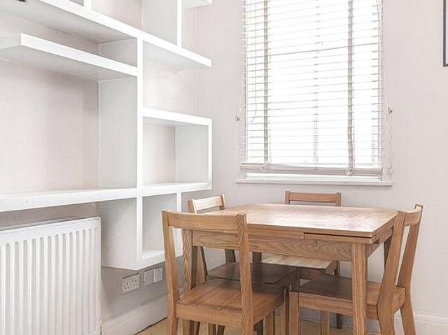 Apartment for rent in Shacklewell, Greater London