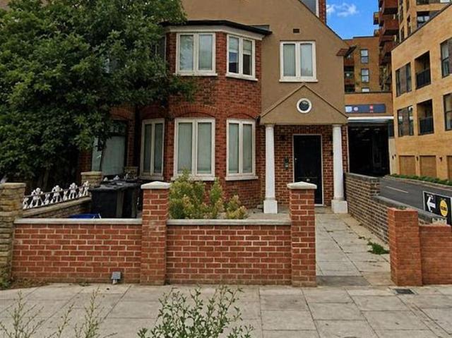 Apartment for rent in London Borough of Ealing, Greater London