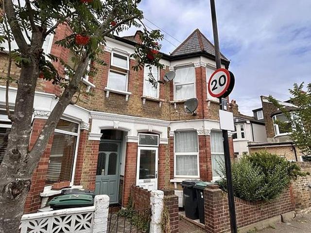 Apartment for rent in Greater London