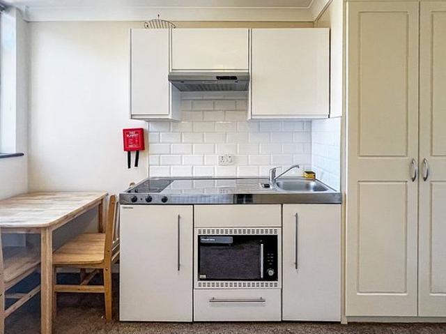 Apartment for rent in Cricklewood, Greater London