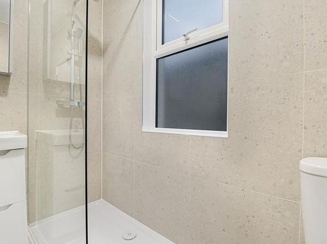 Apartment for rent in Willesden Green, Greater London