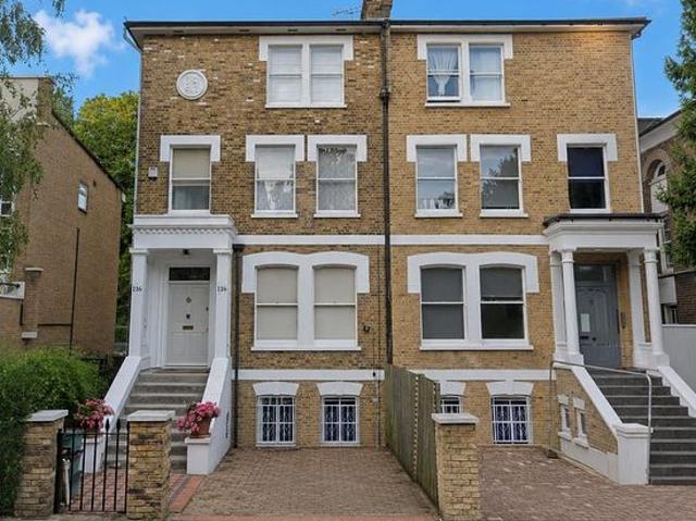 Apartment for rent in Archway, Greater London