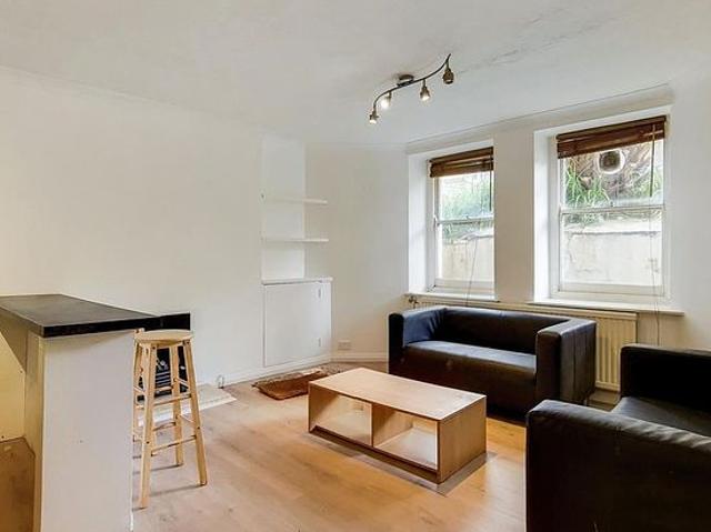 Apartment for rent in London Borough of Lambeth, Greater London