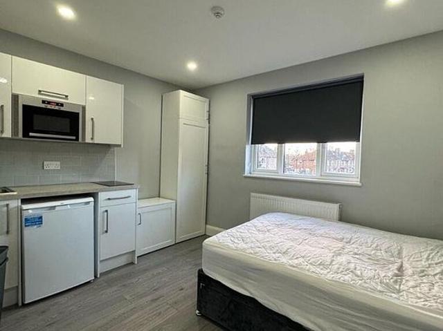 Apartment for rent in Bellingham, Greater London