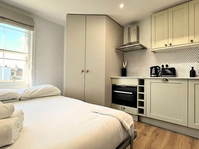 Apartment for rent in Marylebone, Greater London
