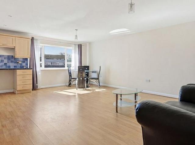 Apartment for rent in Beckton, Greater London