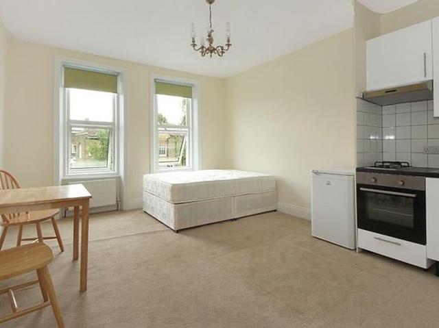 Apartment for rent in London Borough of Ealing, Greater London