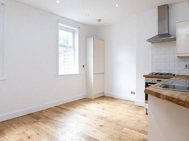 Apartment for rent in London Borough of Croydon, Greater London