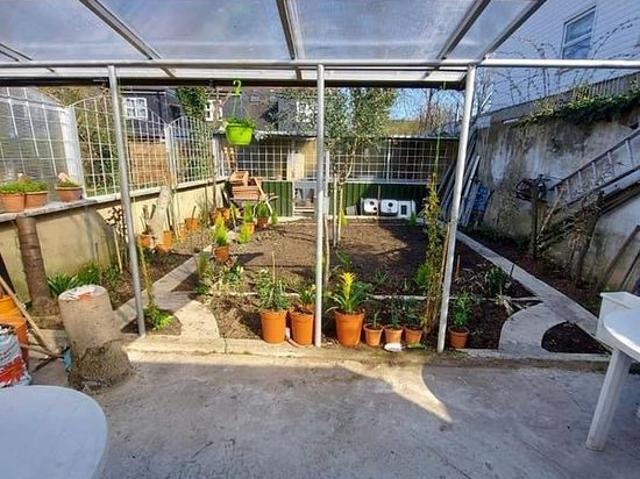 Apartment for rent in West Hackney, Greater London