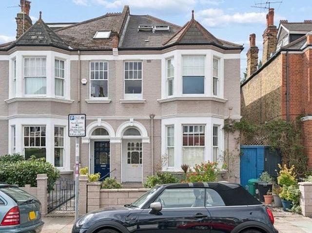Apartment for rent in Putney, Greater London