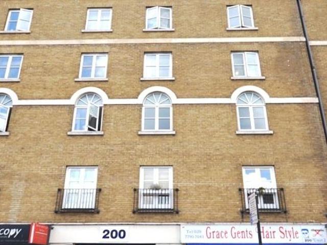 Apartment for rent in Stepney, Greater London