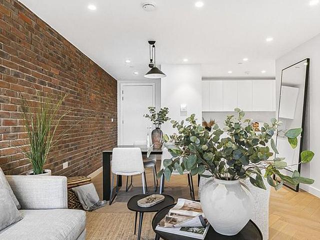 Apartment for rent in Shacklewell, Greater London