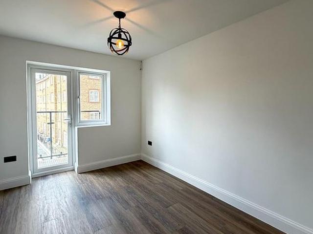 Apartment for rent in London Borough of Ealing, Greater London