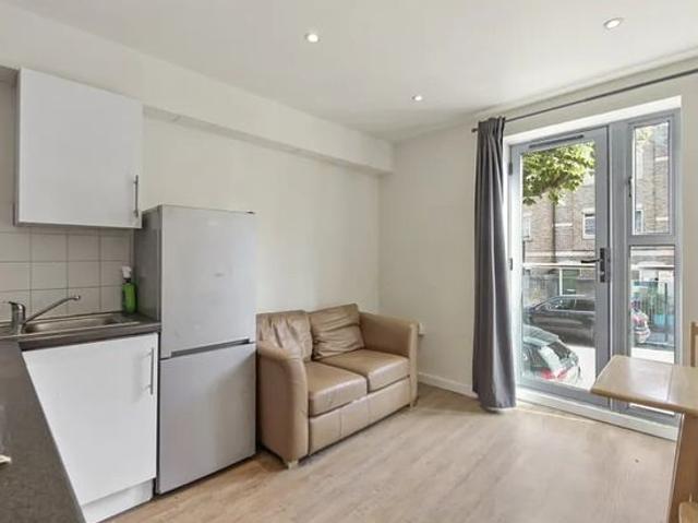 Apartment for rent in London Borough of Tower Hamlets, Greater London