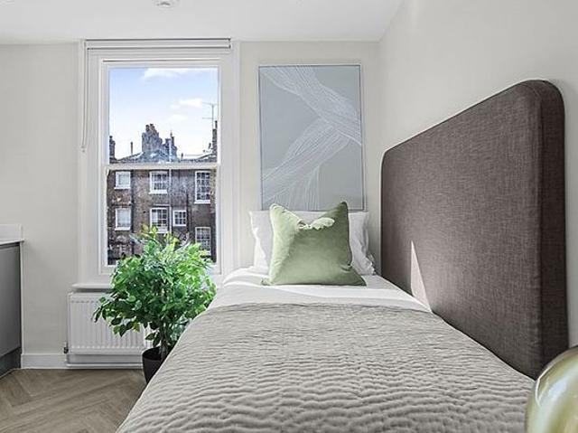Apartment for rent in Bayswater, Greater London