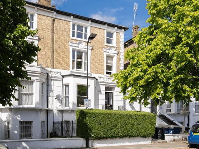 Apartment for rent in Wealdstone, Greater London