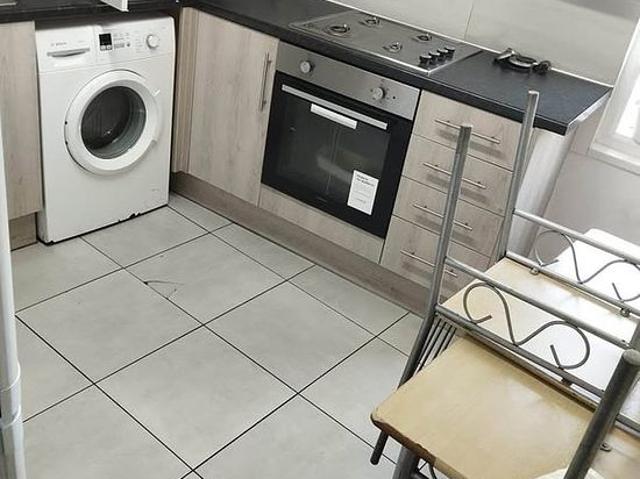 Apartment for rent in Plashet, Greater London