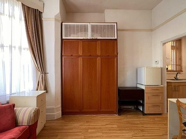 Apartment for rent in Woodside Park, Greater London