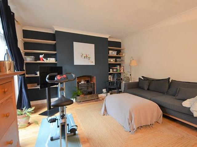 Apartment for rent in Barnsbury, Greater London