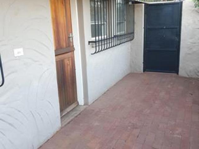 Room for rent in Waterkloof, Gauteng