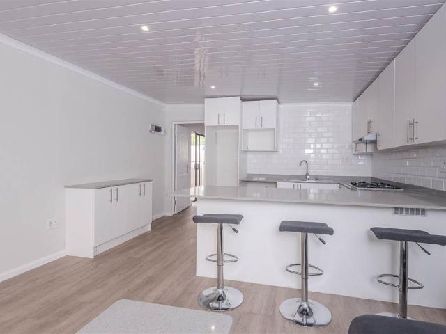 Flat for rent in Cape Town, Southern Suburbs