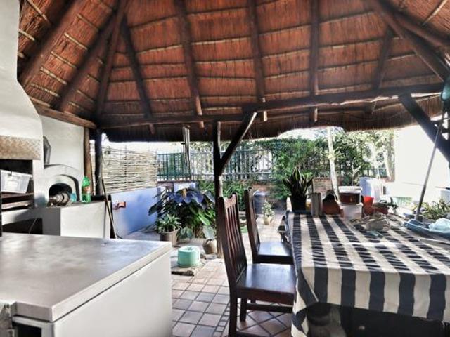 Flat for sale in UMhlathuze Municipality, Kwazulu-natal