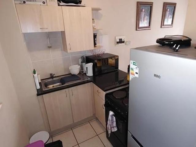 Flat for sale in Cape Town, Western Cape