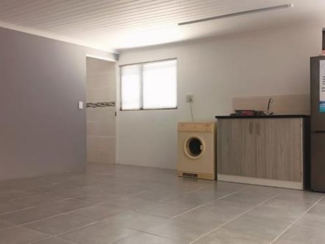 Flat for rent in Cape Town, Western Cape