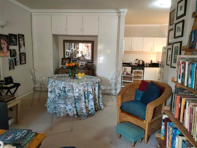 Flat for sale in Seaview, Kwazulu-natal