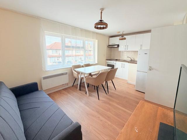 Apartment for rent in Upper Edmonton, Greater London