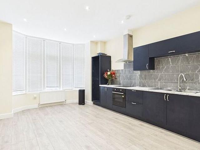 Apartment for rent in Earl's Court, Greater London