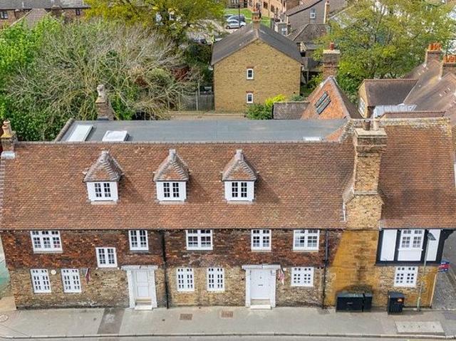 Apartment for rent in St Mary Cray, Greater London