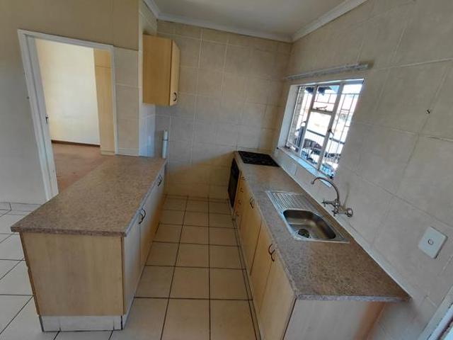 Flat for rent in Dr Kenneth Kaunda, North West