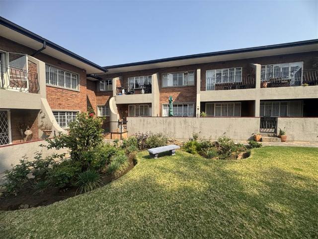 Flat for sale in Ekurhuleni, Gauteng