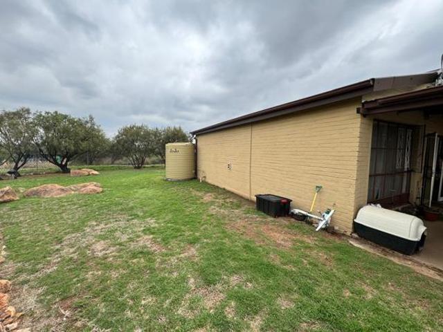 Flat for rent in Koppies, Free State
