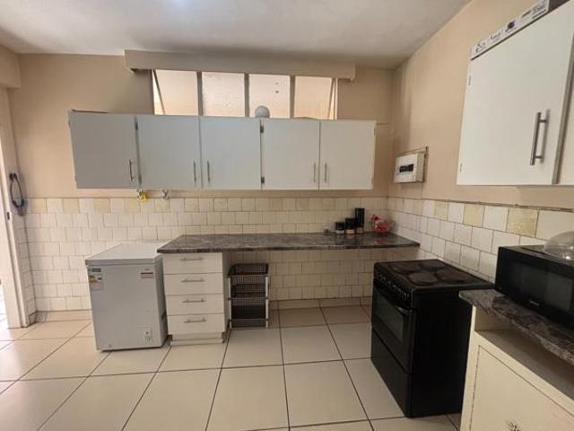 Flat for sale in Pietermaritzburg, Msunduzi Local Municipality
