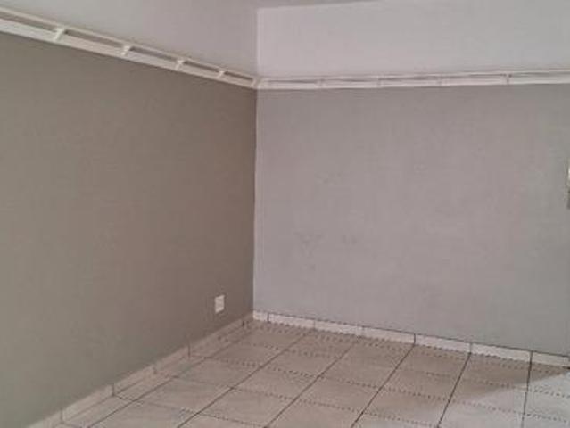Flat for sale in Pietermaritzburg, Msunduzi Local Municipality