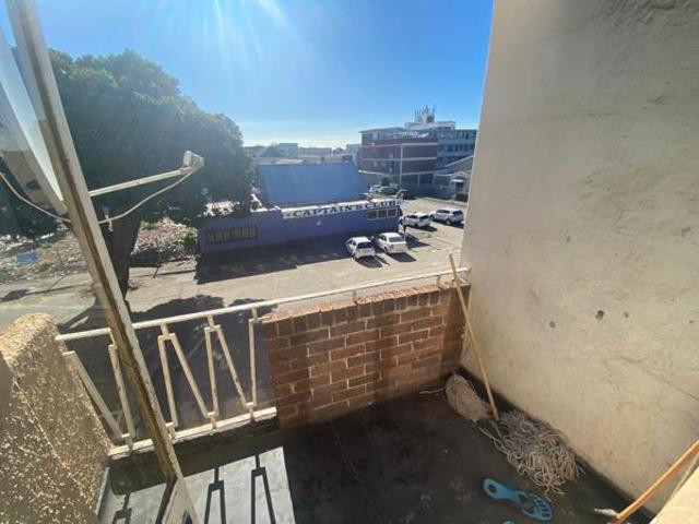 Flat for sale in Port Elizabeth, Eastern Cape