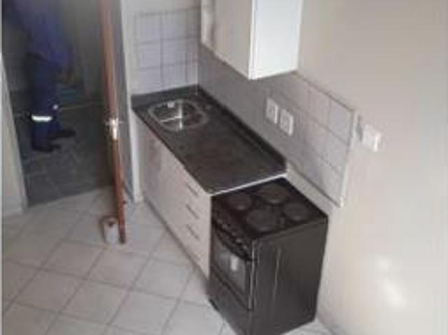 Flat for rent in Waterkloof, Gauteng