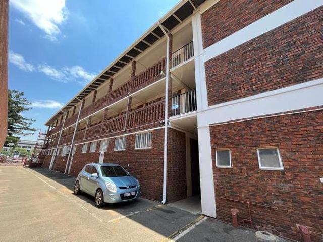 Apartment for rent in Waterkloof, Gauteng