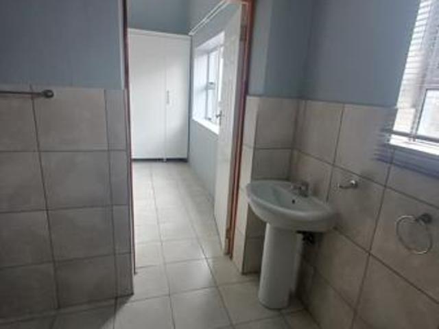 Flat for rent in Queenstown, Eastern Cape