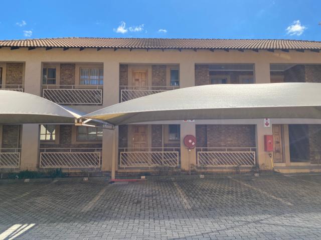 Flat for sale in Lesedi Local Municipality, Gauteng