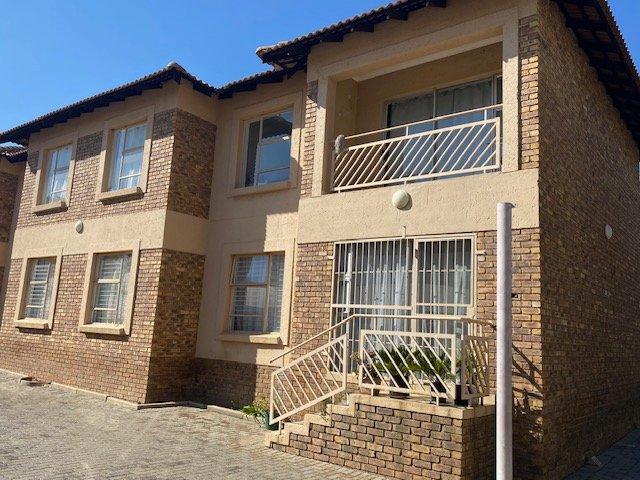 Flat for sale in Lesedi Local Municipality, Gauteng